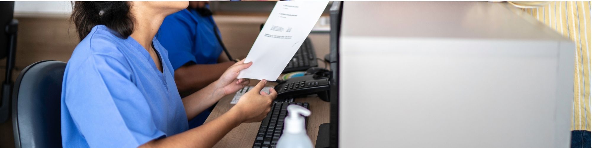 Tıbbi Sekreter ve Tekniker Üniformaları